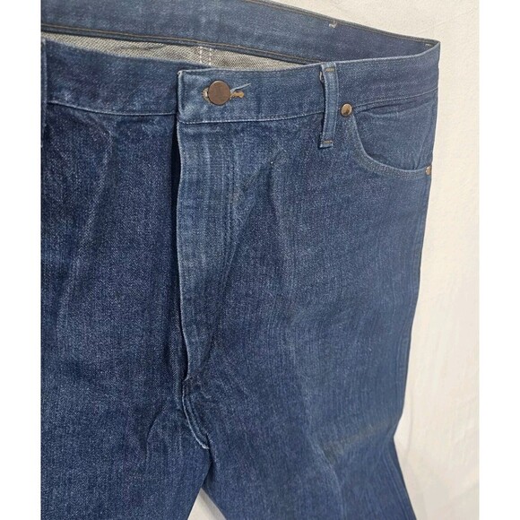 Wrangler Jeans Men 42x32 Blue Denim Dark Wash 13MWZ Cowboy Cut Orginal Fit - Picture 4 of 16